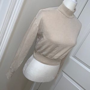 Neutral Ribbed Turtleneck Cropped Sweatshirt